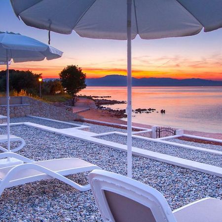 Luxury Apartments Villa Matea 1 Малинска Экстерьер фото