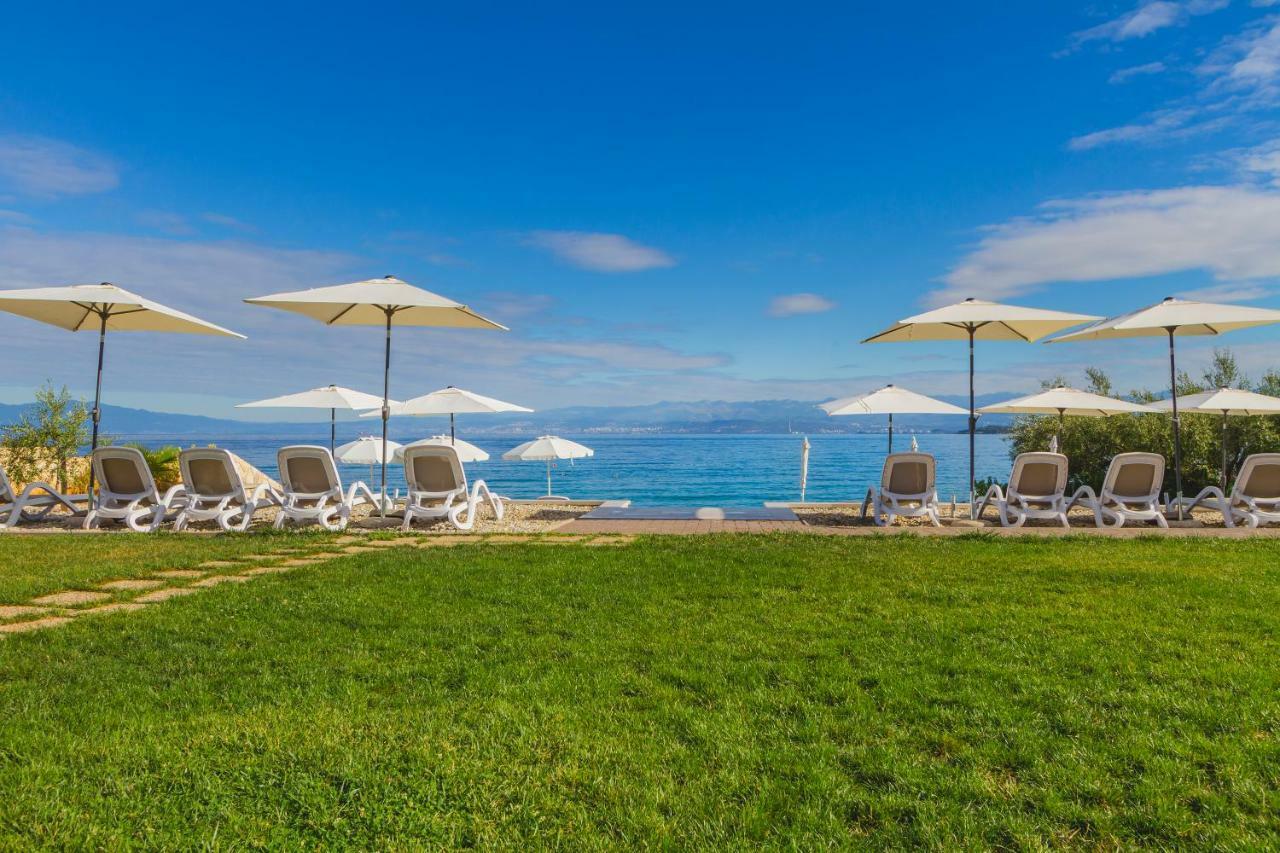 Luxury Apartments Villa Matea 1 Малинска Экстерьер фото