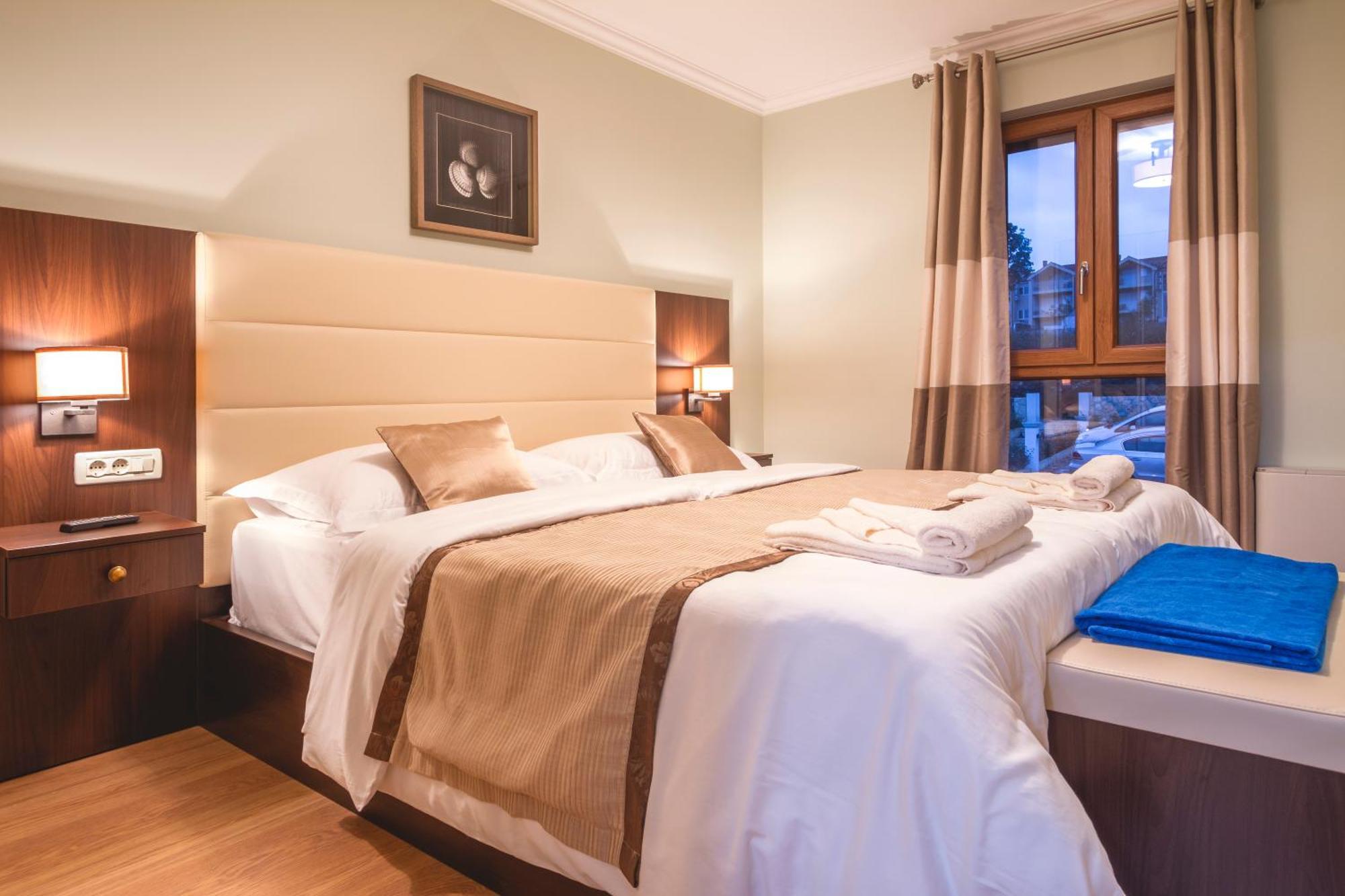 Luxury Apartments Villa Matea 1 Малинска Экстерьер фото