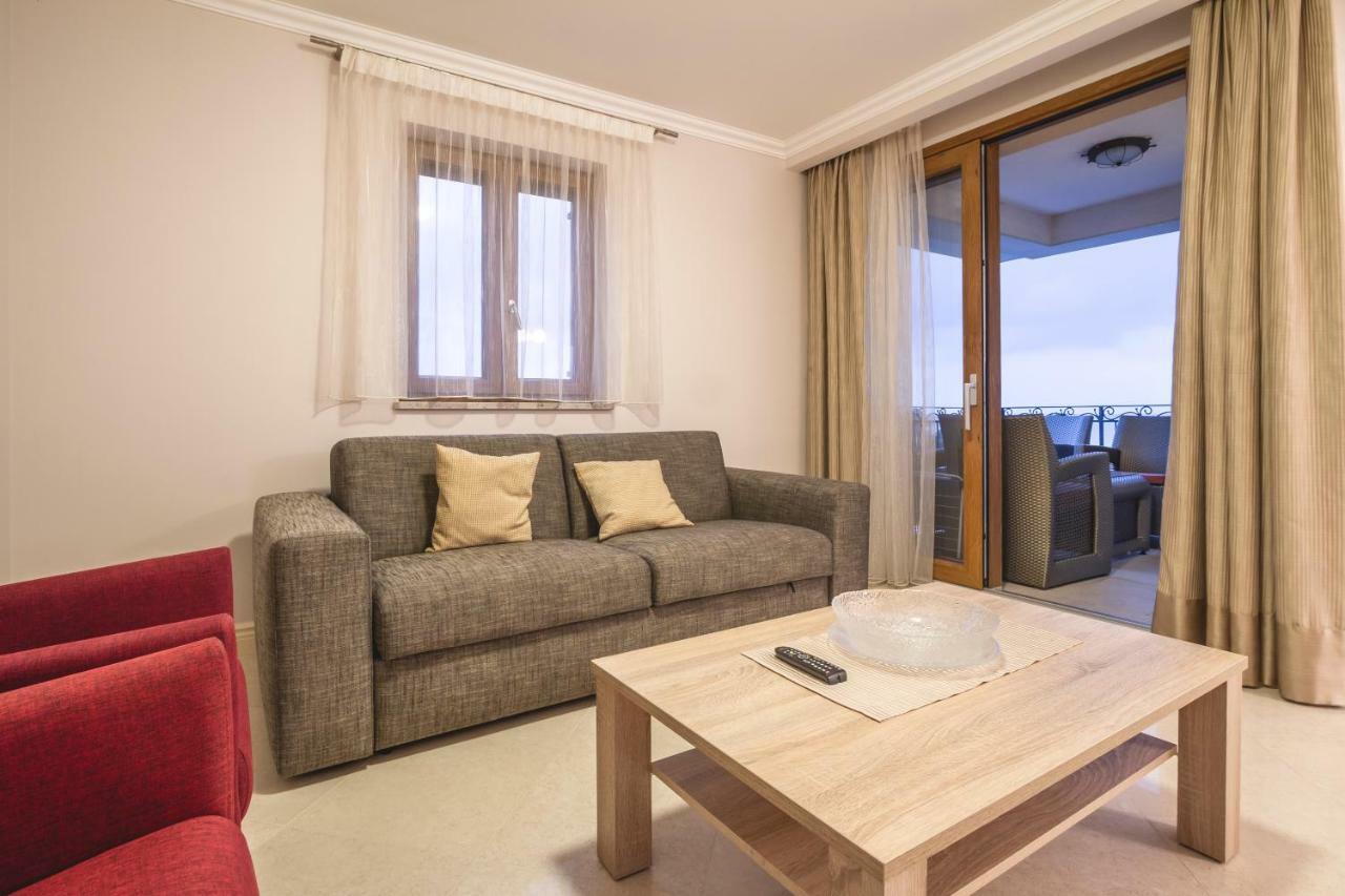 Luxury Apartments Villa Matea 1 Малинска Экстерьер фото