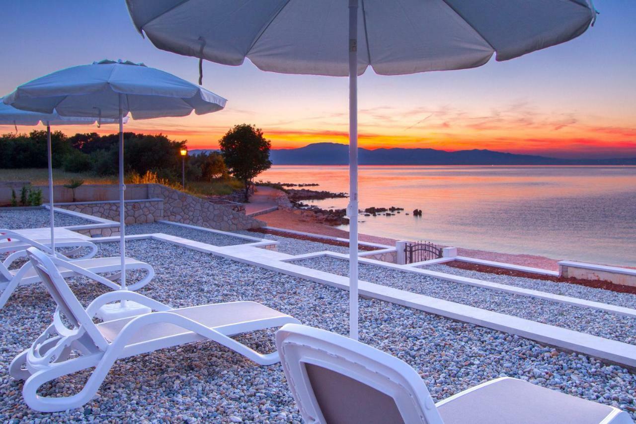 Luxury Apartments Villa Matea 1 Малинска Экстерьер фото